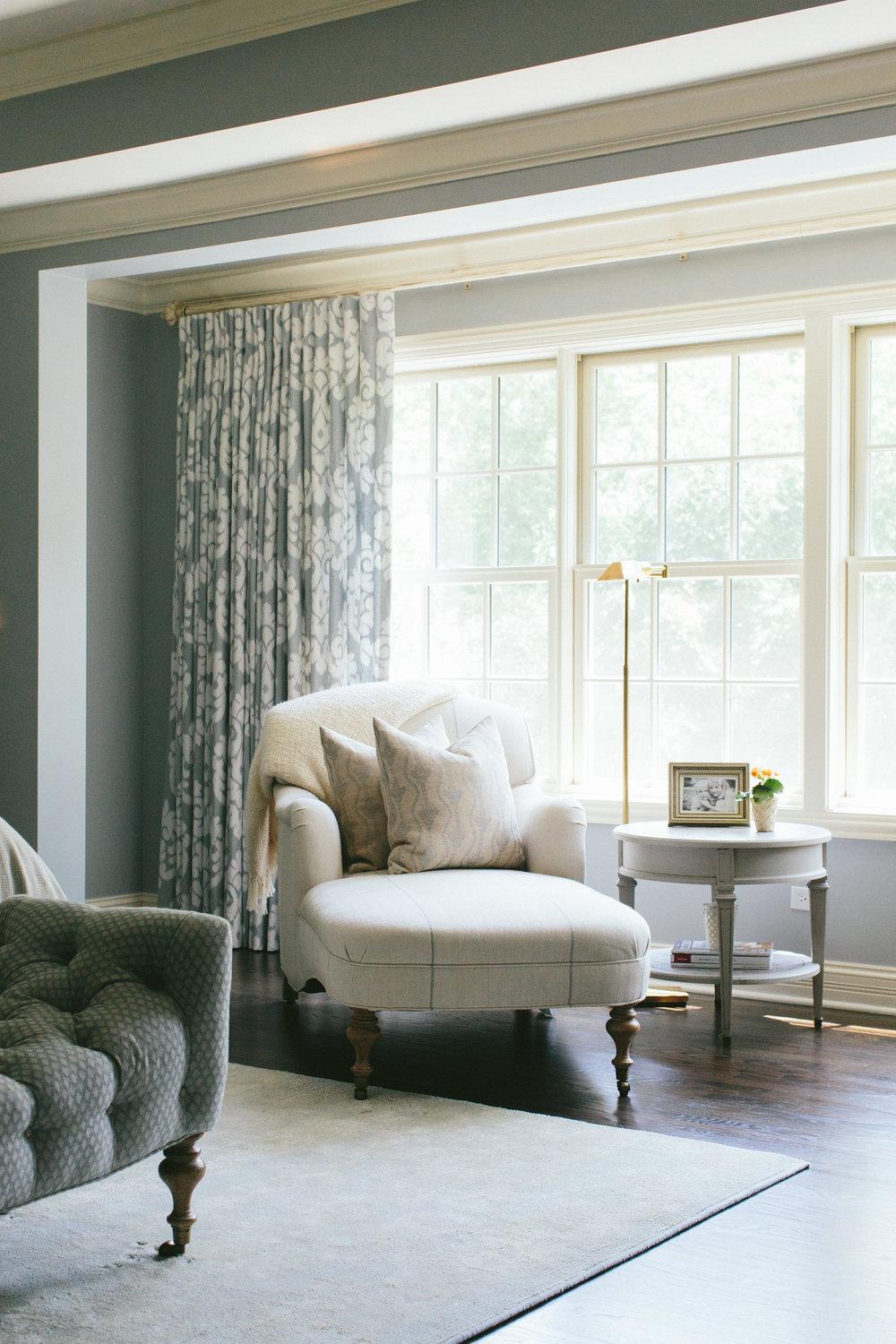 How to Mix Patterns With Curtains