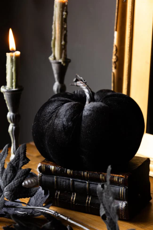Elegant Halloween Décor velvet pumpkins